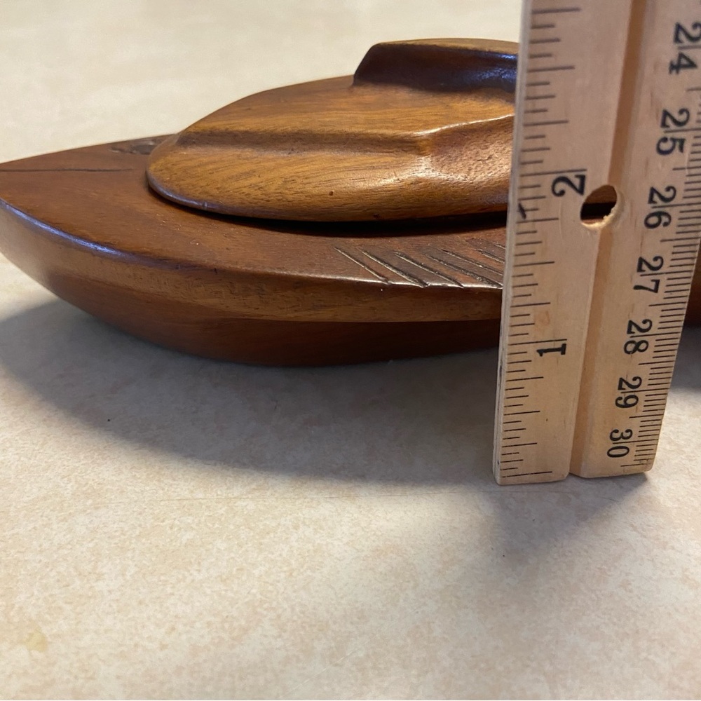 Vintage Hand Carved Wood Fish Lidded Trinket Jewelry Box Candy Dish Fisherman - Picture 11 of 11